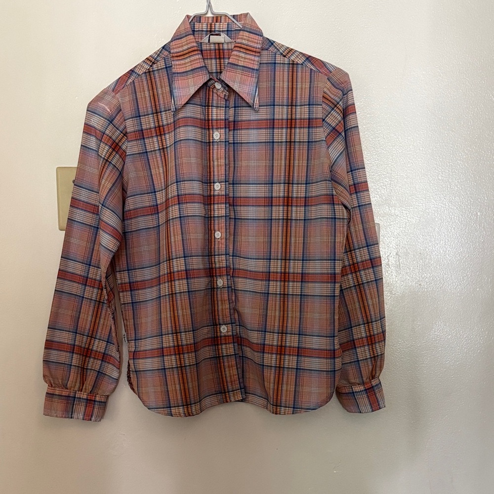 Women’s Vintage 70’s Levi’s white tab with cursive L Plaid Button-Dotton